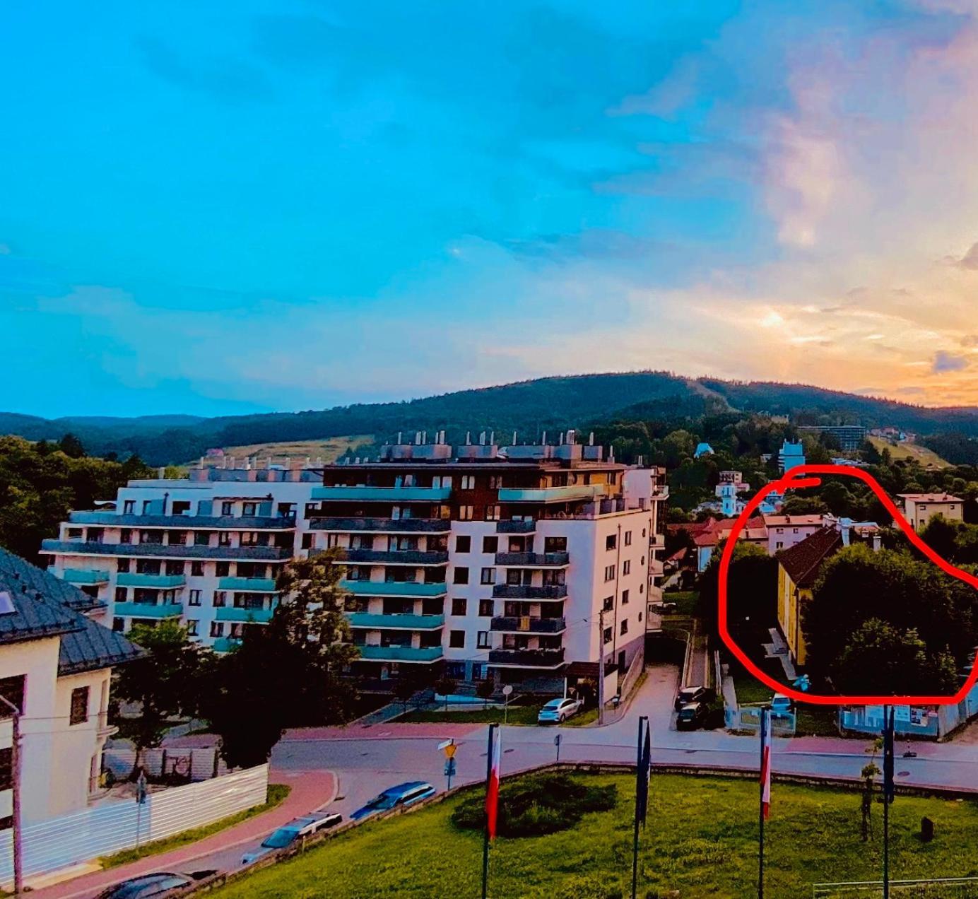 Cristal Apartament Krynica - Zdroj Luaran gambar